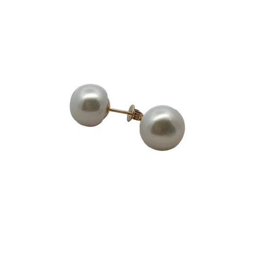 9ct Yellow Gold Freshwater Cultured Pearl Button 10-11mm Stud Earrings