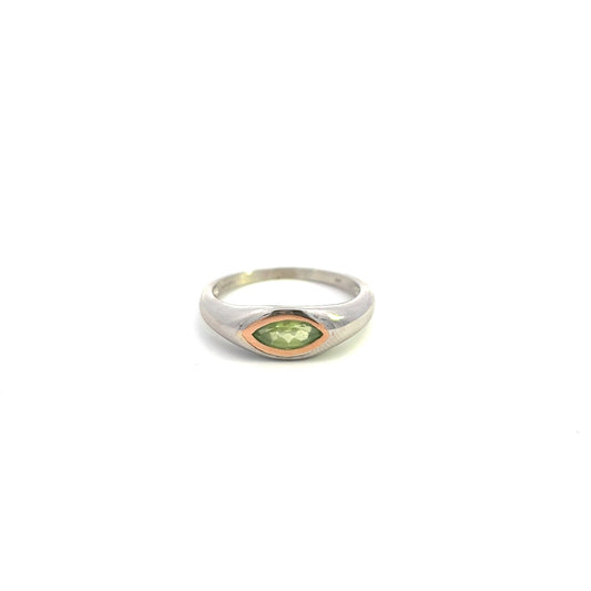 Pre-Owned 9ct Gold Marquise Cut Peridot Ring Size P