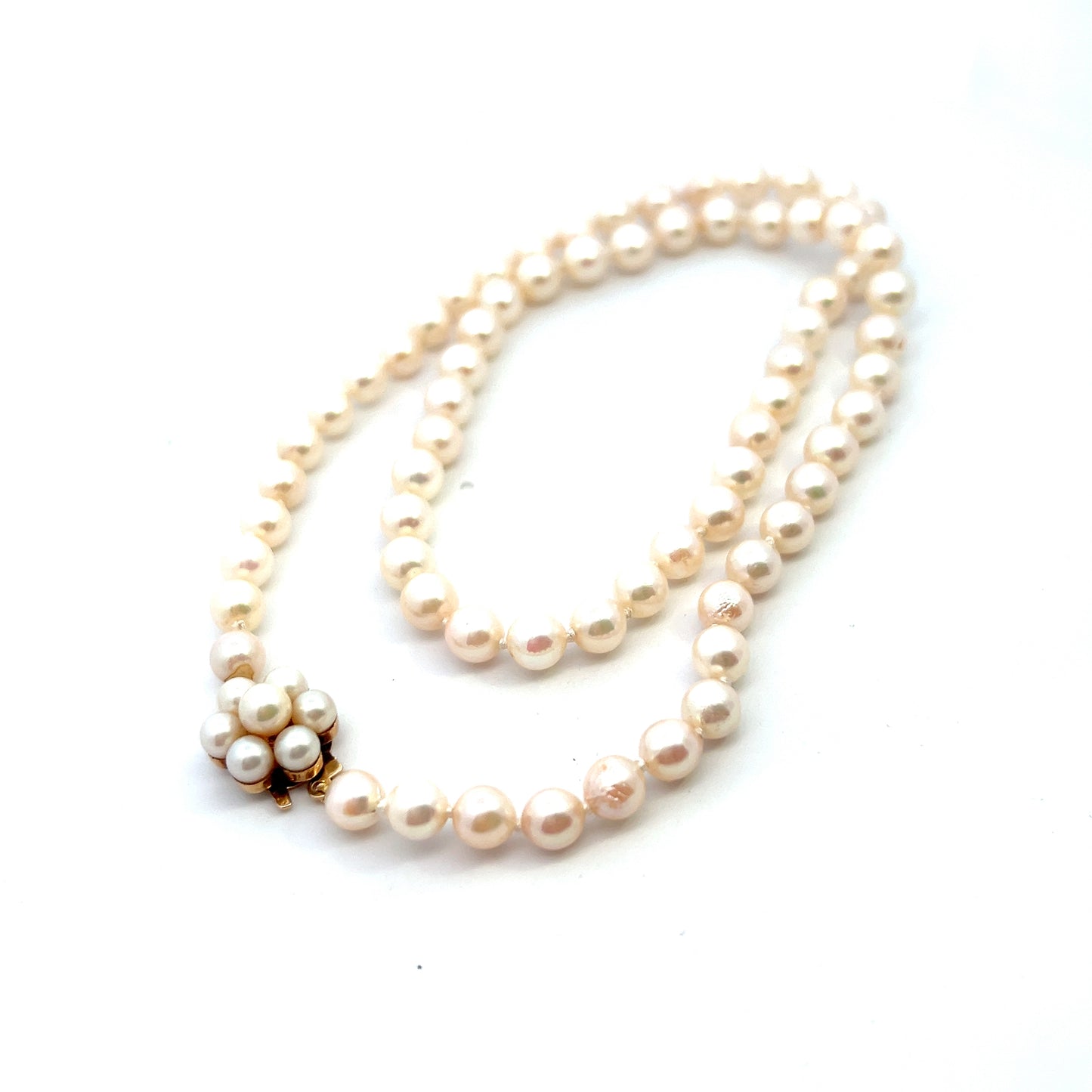 Pre-Owned 18" White 5.5/6mm Cultured Pearls With 9ct Gold Clasp