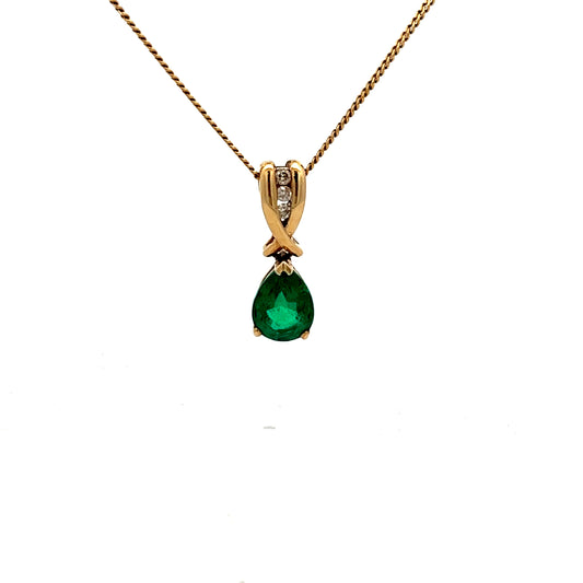 Pre-Owned 9ct Gold Created Emerald And Diamond Necklace