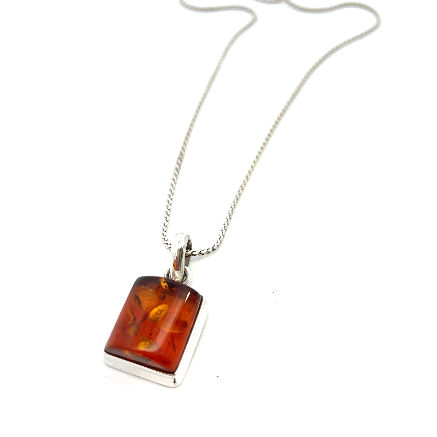 Pre-Owned Rectangular Amber Pendant and Chain