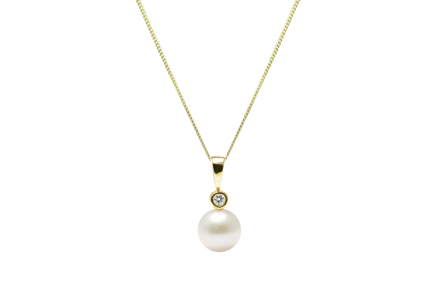 18ct Gold Freshwater Cultured Pearl Round 7.5-8mm Pearl And Diamond Pendant