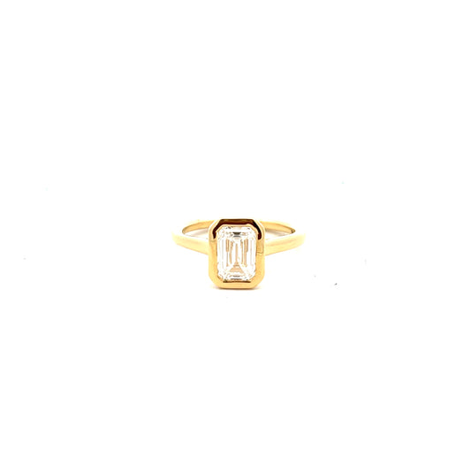 18ct Yellow Gold 1.56ct Emerald Cut Bezel Set Laboratory Grown Diamond Ring Size M
