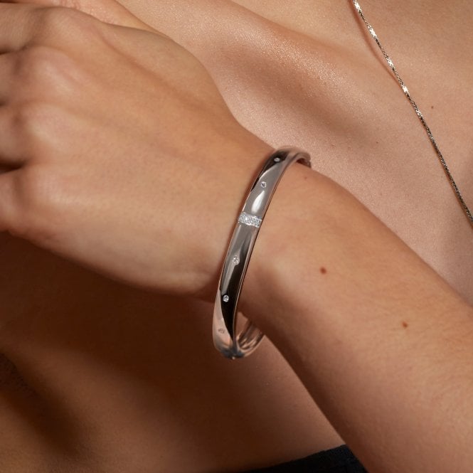 Hot Diamonds Sterling Silver Much Loved Bangle DC178