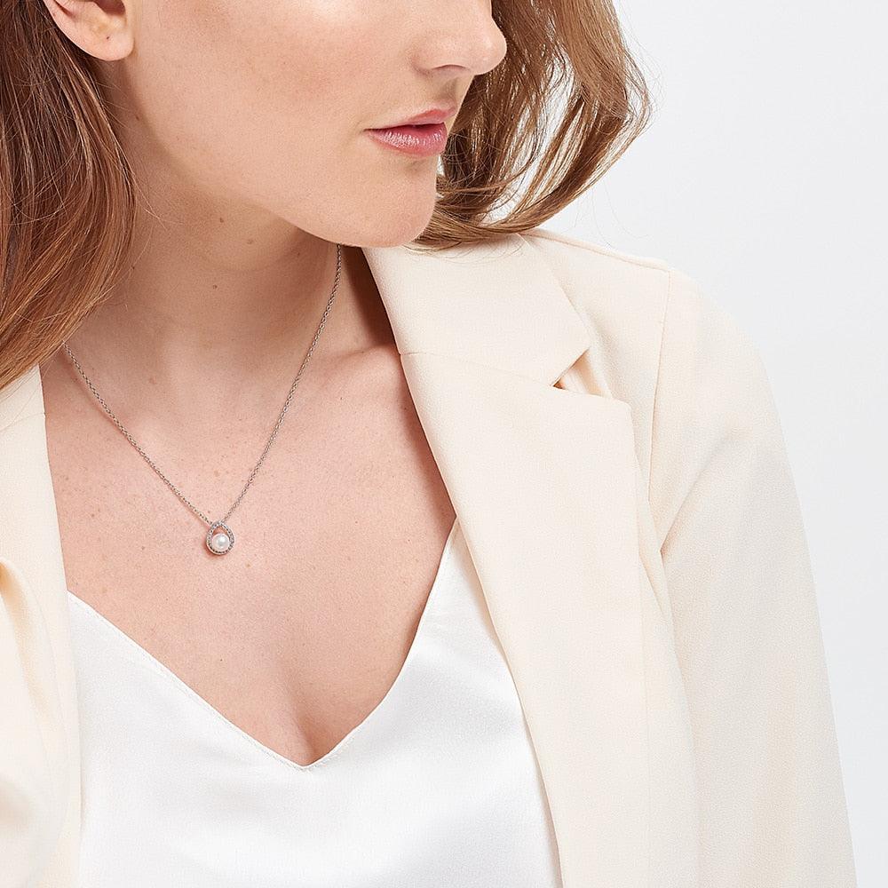 Jersey Pearl Sterling Silver Freshwater Pearl Amberley Pendant and Chain with White Topaz