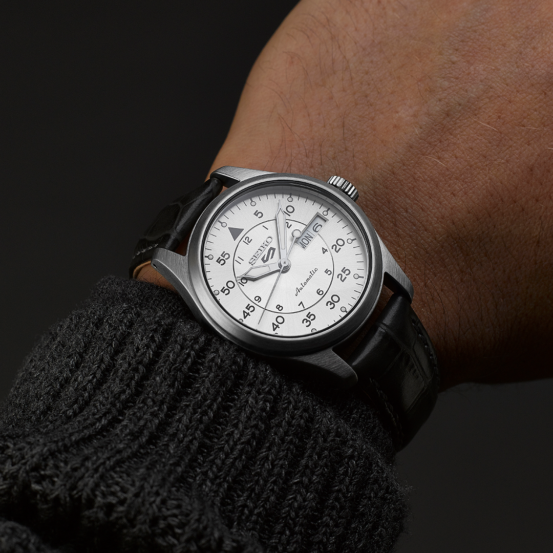 Seiko 5 ‘Champagne Flieger’ Suit Style Watch SRPJ87K1