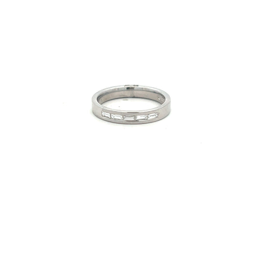 18ct White Gold 0.30ct Emerald Cut Diamond Ring Size N