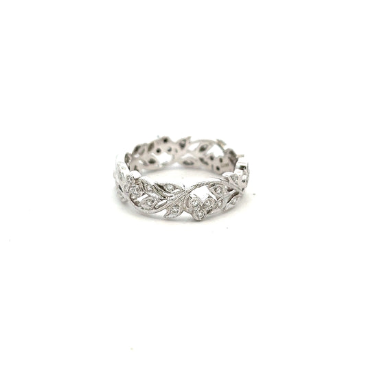 18ct White Gold Diamond Floral Ring Size N