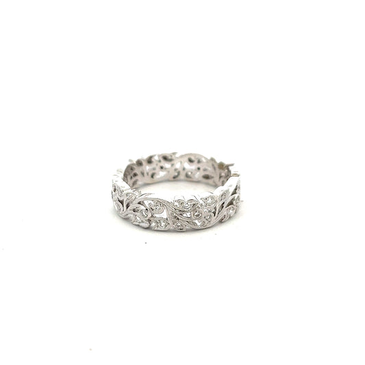 18ct White Gold Wide Floral Design Diamond Ring