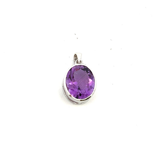 9ct White Gold Oval Amethyst Pendant