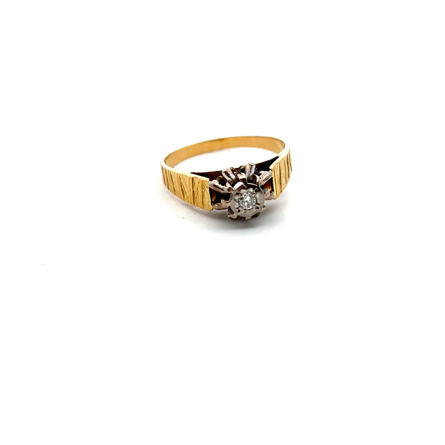 Pre-Owned 18ct Gold Single Diamond Ring Size R