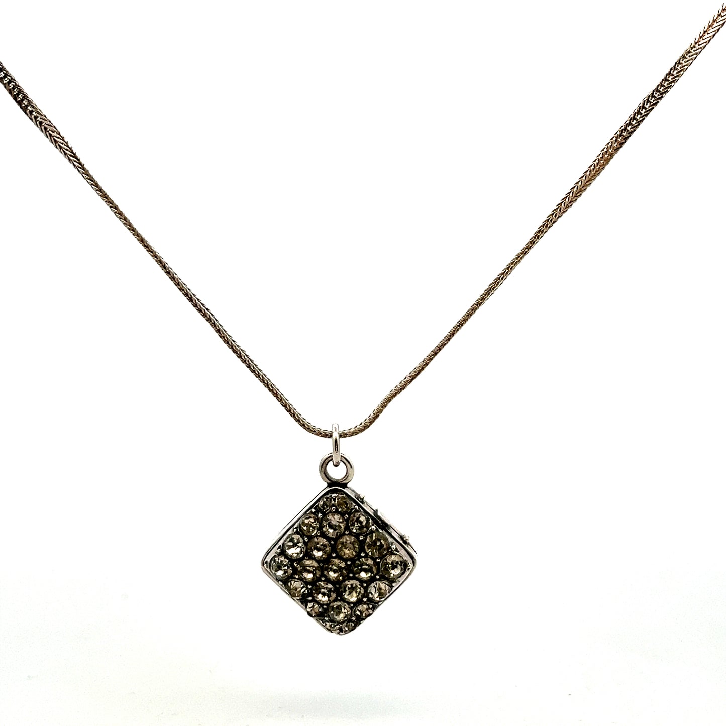 Pre-Owned Crystal Locket with 18" Chain