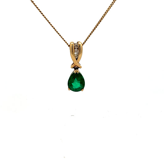 Pre-Owned 9ct Gold Created Emerald And Diamond Necklace