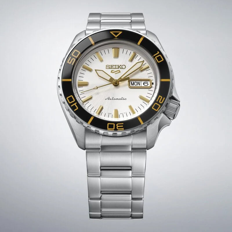 Seiko 5 Sports SKX SNZH in Formal White Watch HBD004K1