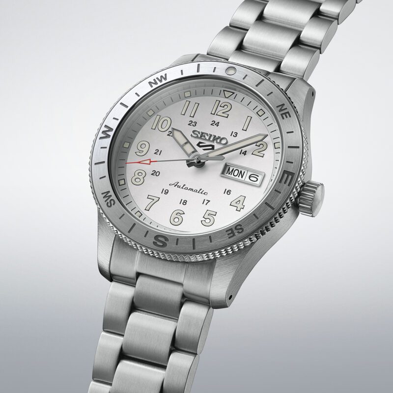 Seiko 5 Sports Field Watch in White Ensign HDB007K1
