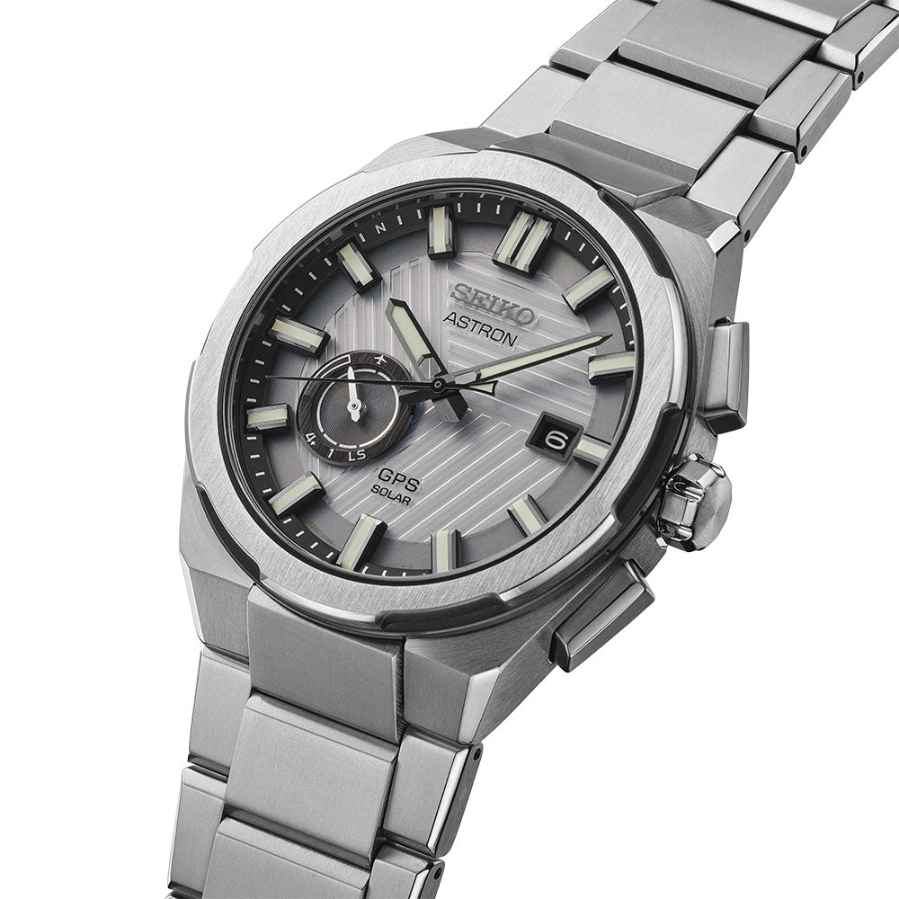Seiko Astron Solar System – GPS Solar Silvertone ‘Earth’ Limited Edition SSJ037J1