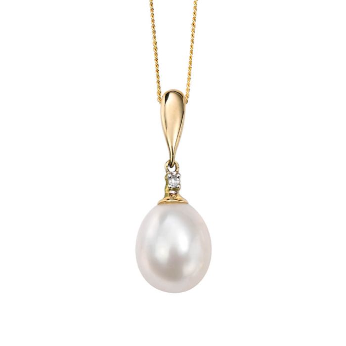 9ct Yellow Gold Freshwater Cultured Pearl and Diamond Pendant